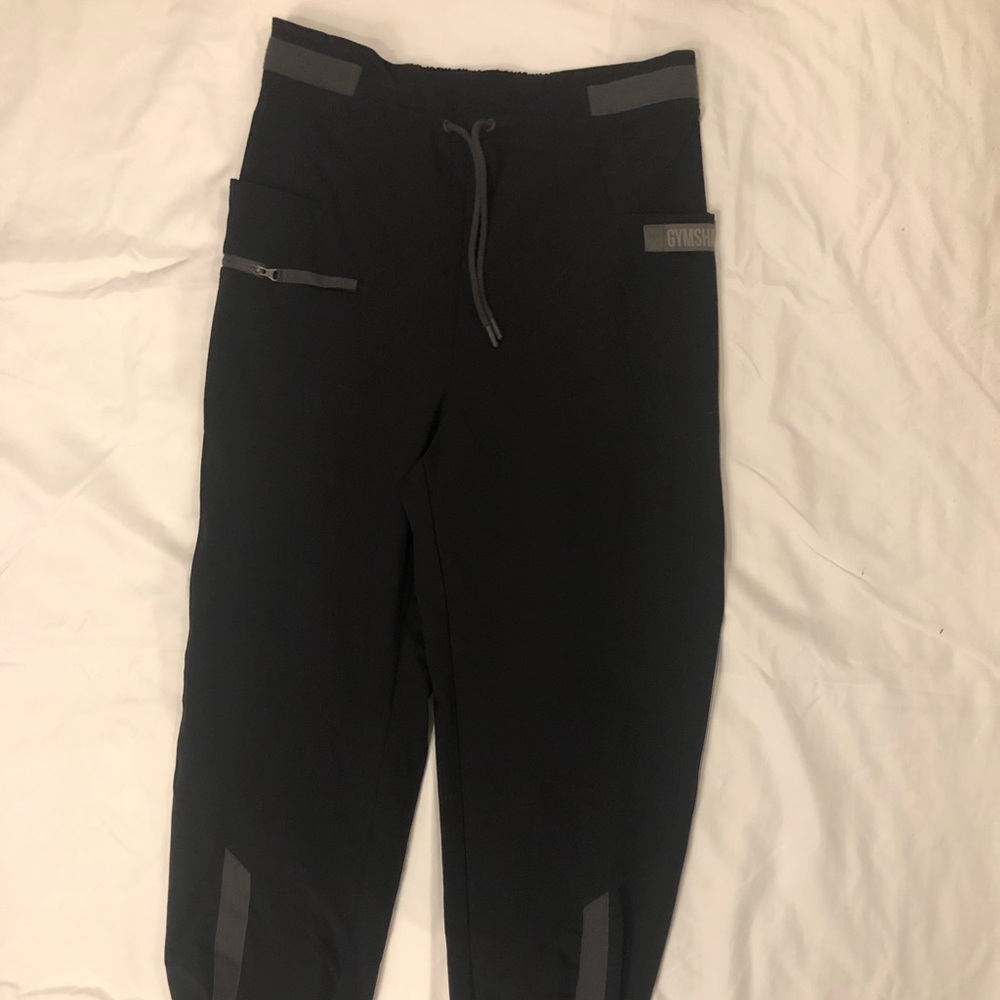 Gymshark black drawstring cargo joggers